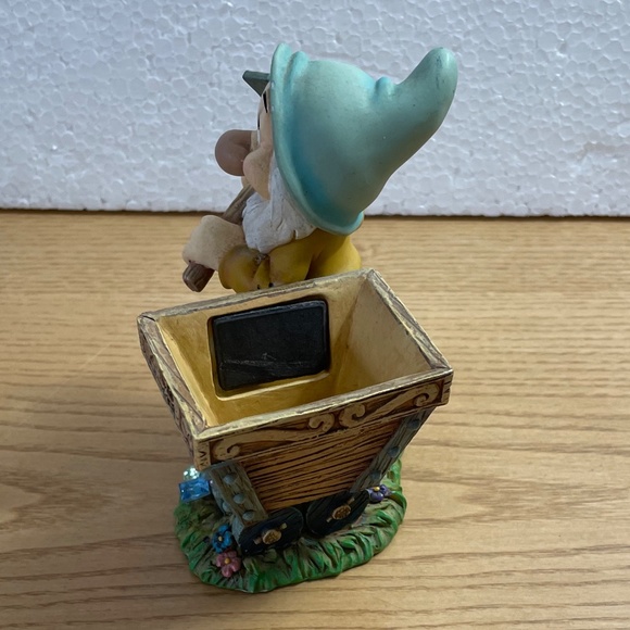 Snow White & the 7 Dwarfs Desk Set Bashful Paperclip Holder Disney 1999 Retired - Picture 2 of 12